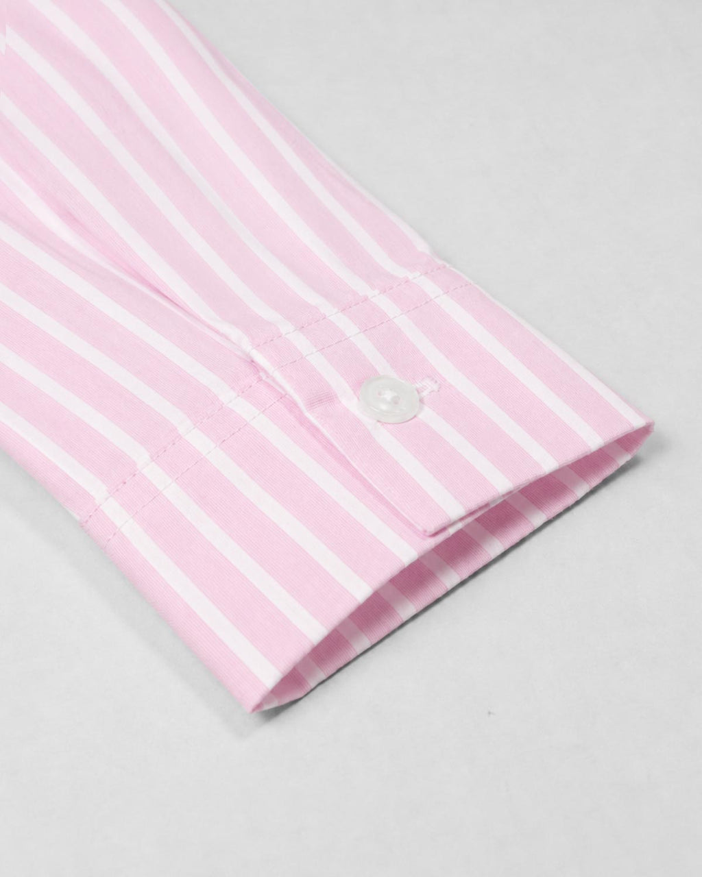 Camisa de rayas rosa con corazón bordado para niña