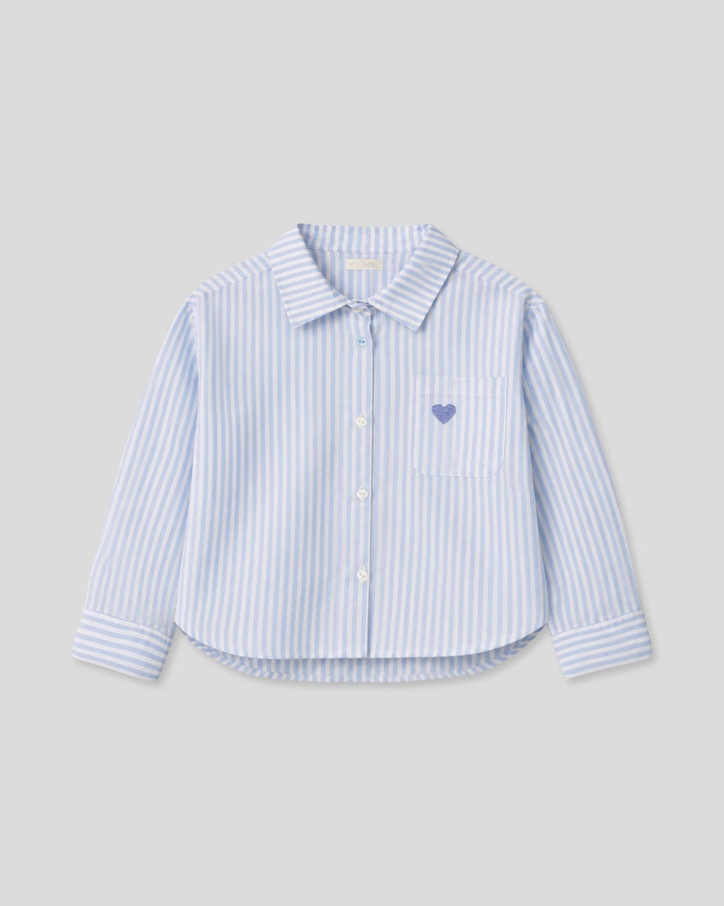 Camisa de rayas azul con corazón bordado para niña