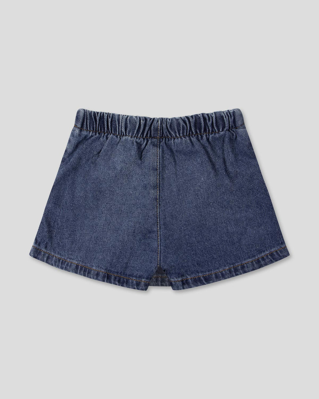 Falda short de pliegues para niña