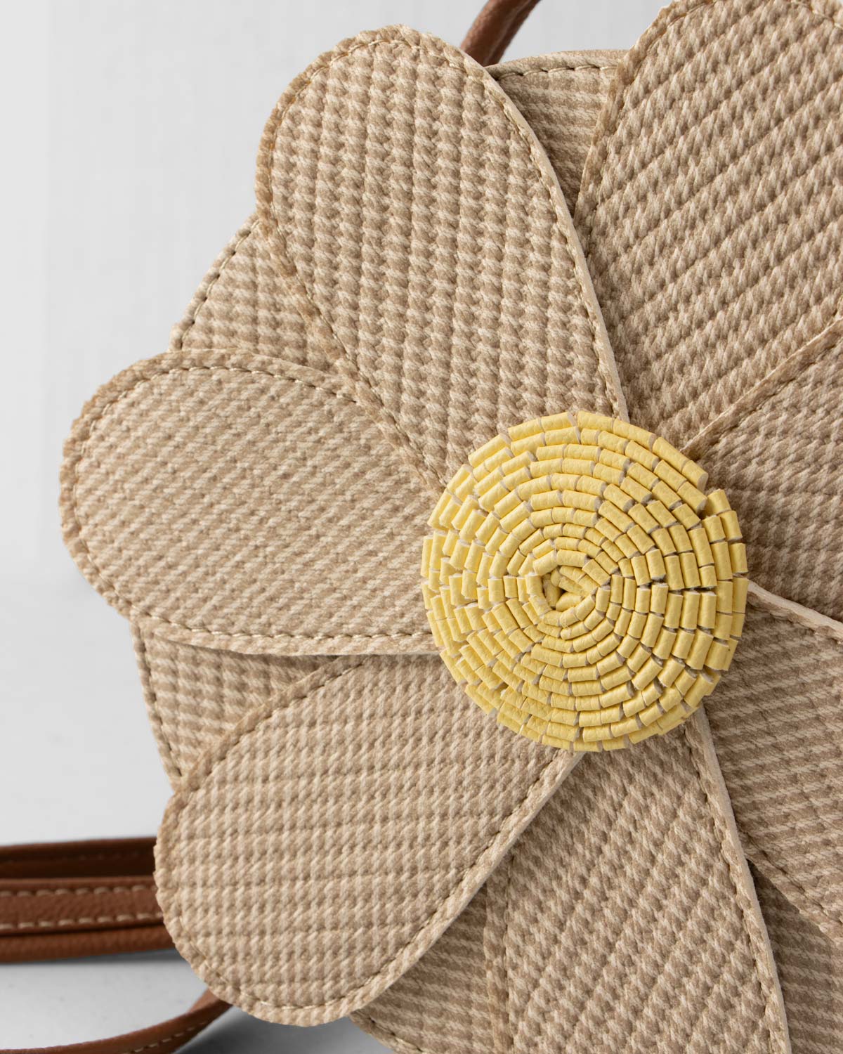 Bolso de flor para niña